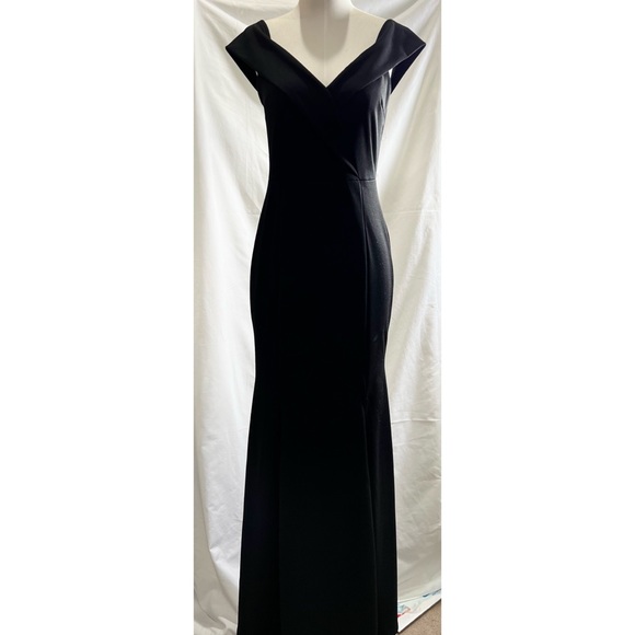 Dresses & Skirts - Formal Long Dress